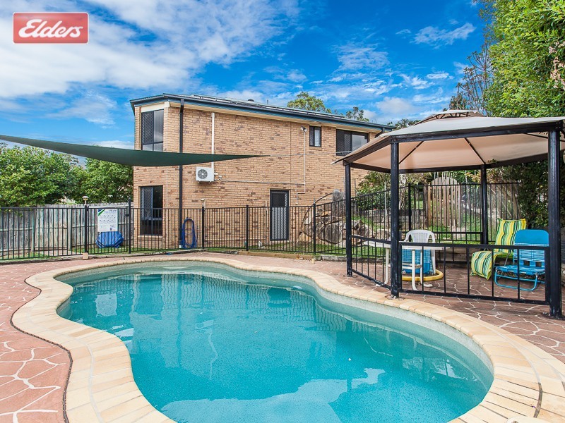 14 Walkers Road, Everton Hills QLD 4053