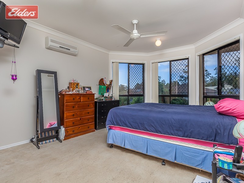 14 Walkers Road, Everton Hills QLD 4053