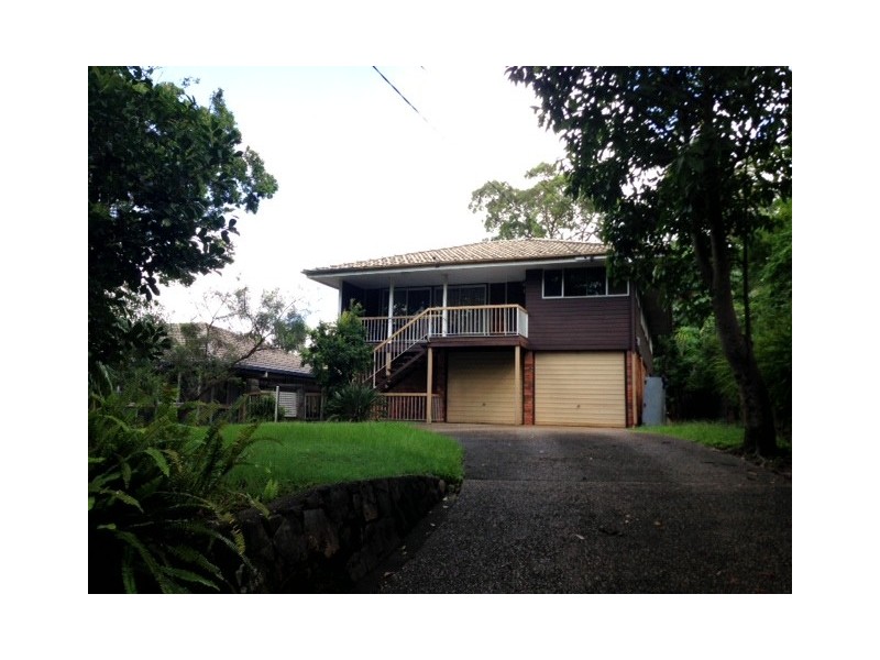 7 Camden Court, Arana Hills QLD 4054
