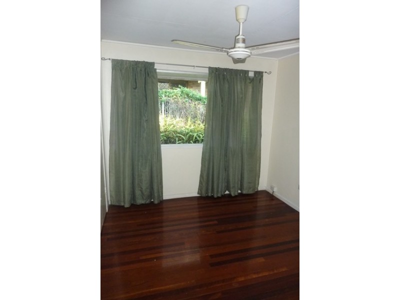 7 Camden Court, Arana Hills QLD 4054