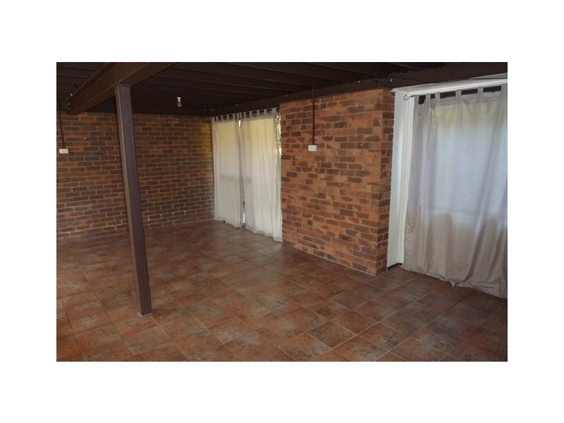 7 Camden Court, Arana Hills QLD 4054