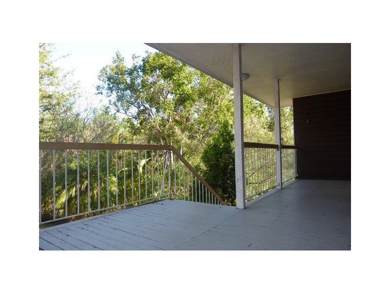 7 Camden Court, Arana Hills QLD 4054