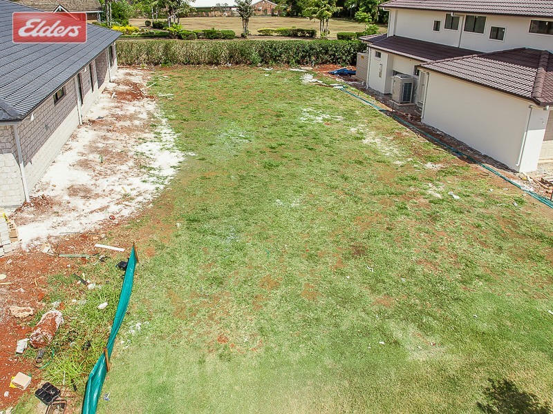 5 Sovereign Place, Bridgeman Downs QLD 4035