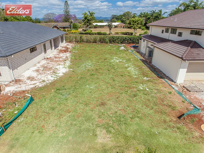 5 Sovereign Place, Bridgeman Downs QLD 4035