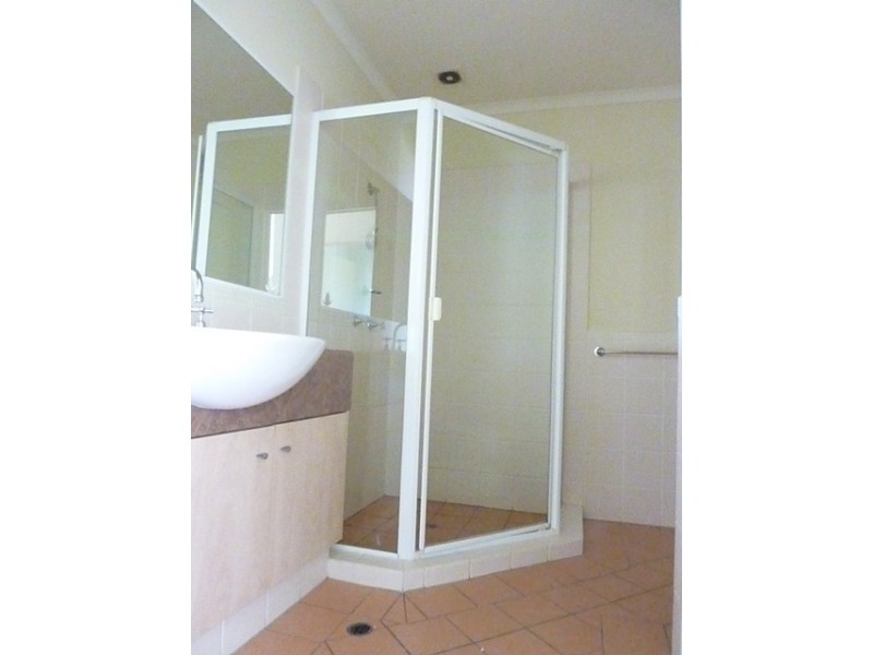 8/451 Enoggera Road, Alderley QLD 4051