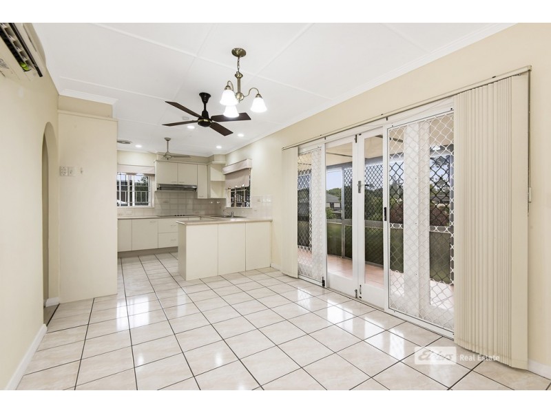 77 Pullen Rd, Everton Park QLD 4053