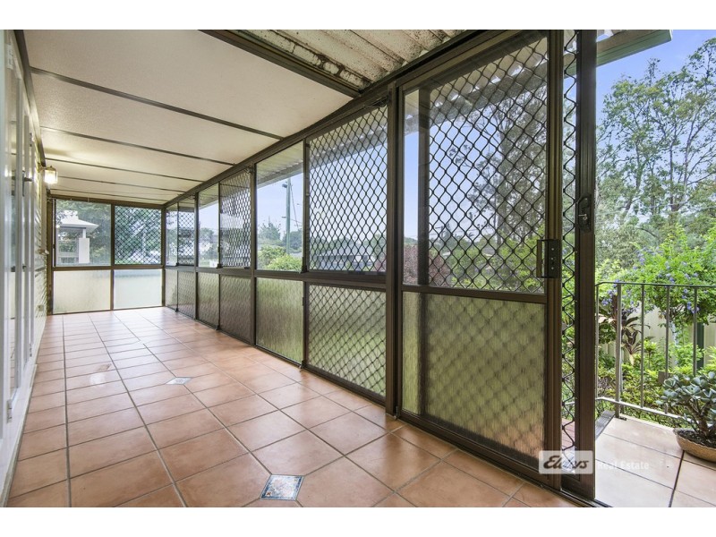 77 Pullen Rd, Everton Park QLD 4053