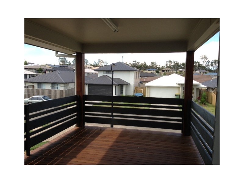 18 Wellington Place, Narangba QLD 4504