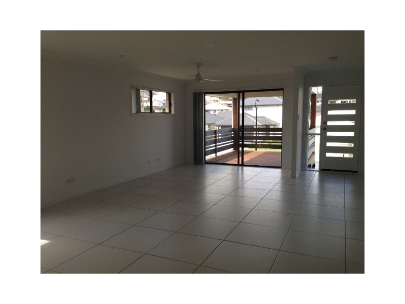 18 Wellington Place, Narangba QLD 4504