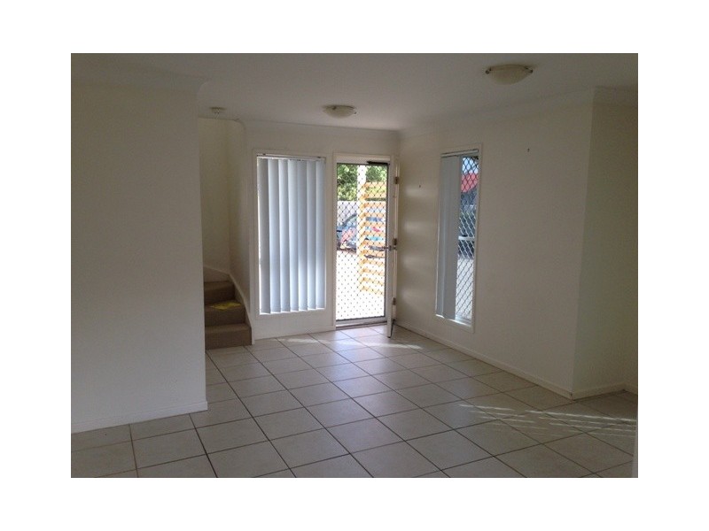 1/2 Fleet Drive, Kippa-ring QLD 4021