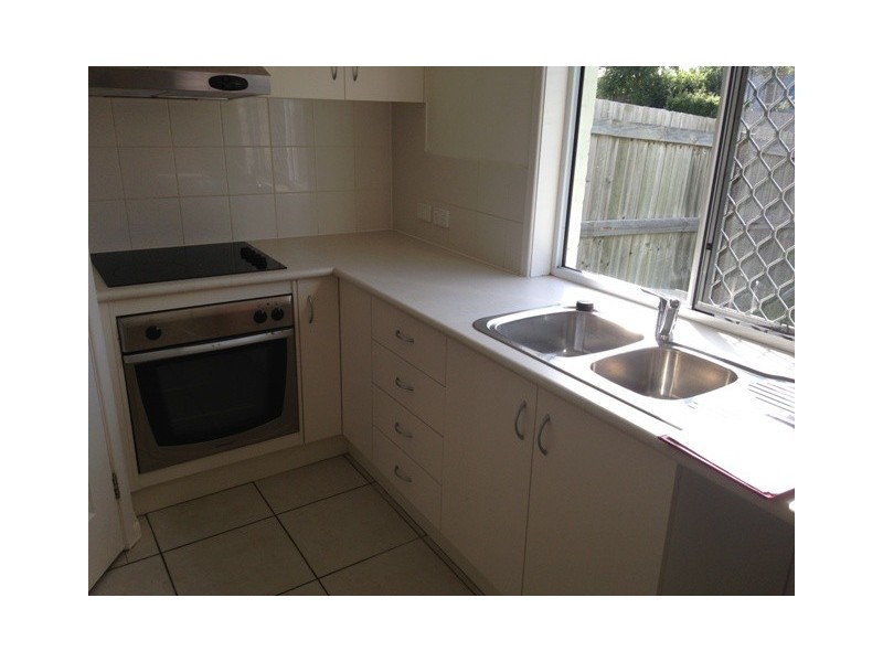 1/2 Fleet Drive, Kippa-ring QLD 4021