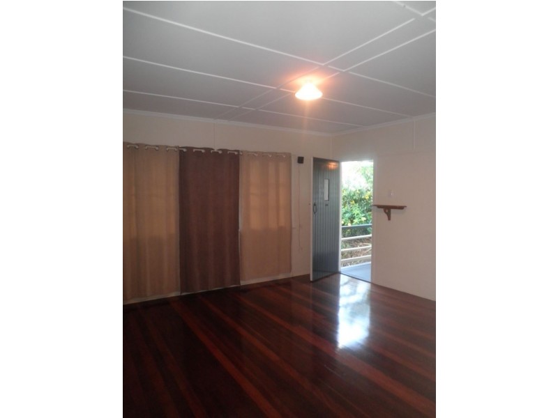 82 Madsen Street, Keperra QLD 4054