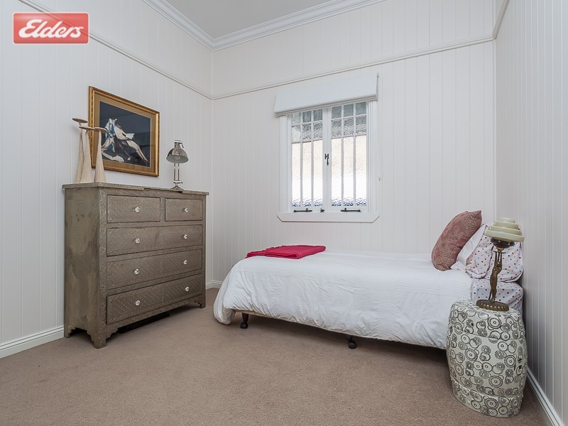 90 Thistle St, Gordon Park QLD 4031