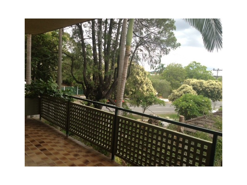 2/120 Whitmore Street, Taringa QLD 4068