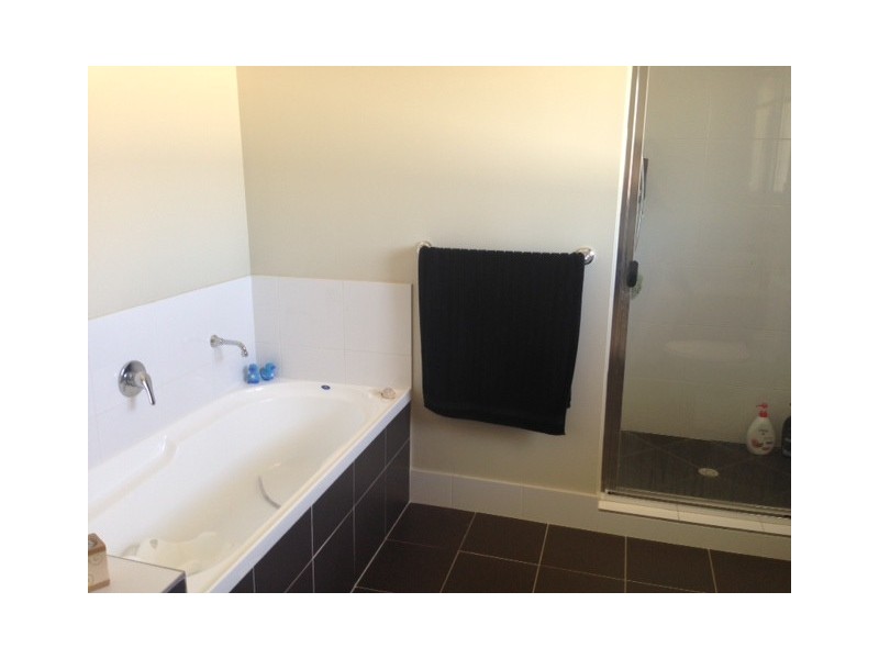 73 Caribou Cres, Fitzgibbon QLD 4018