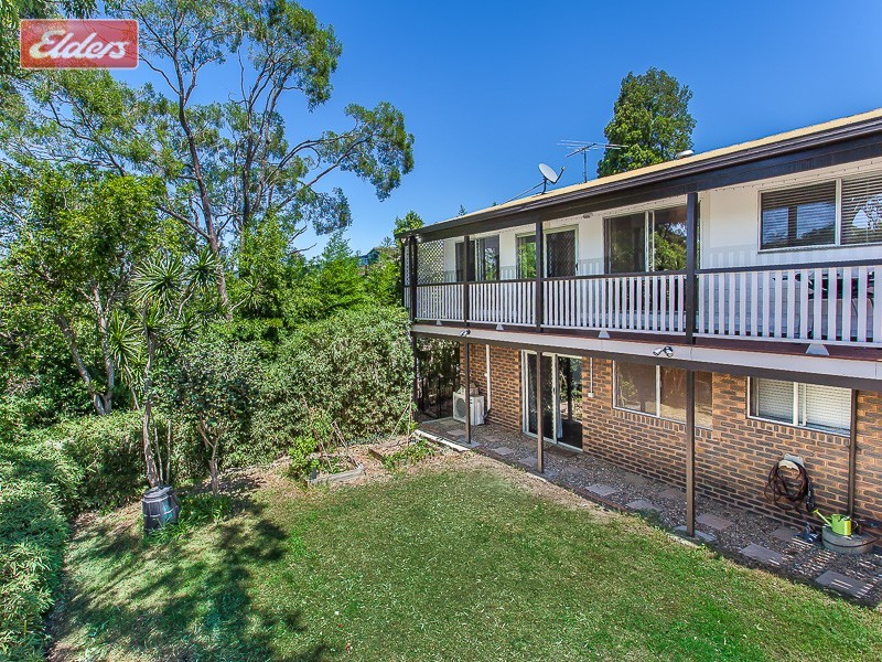 9 Goodenia Street, Everton Hills QLD 4053