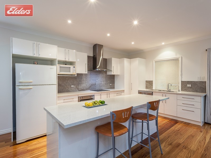 16 Pullen Rd, Everton Park QLD 4053