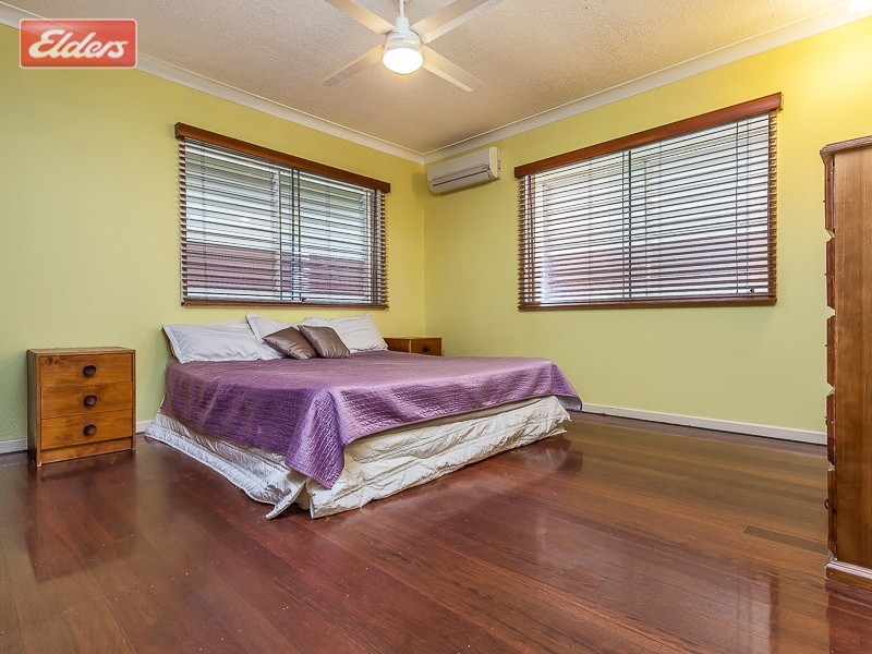 6 Leitchs Road, Albany Creek QLD 4035