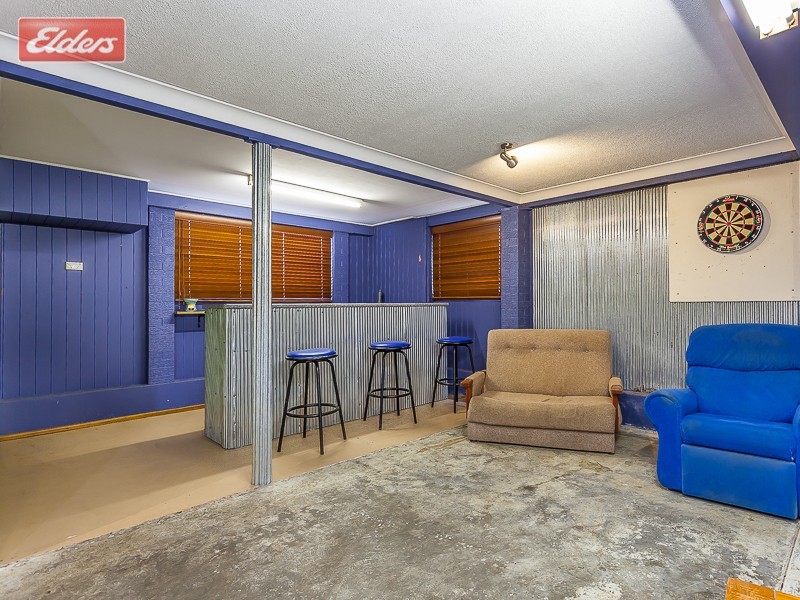 6 Leitchs Road, Albany Creek QLD 4035