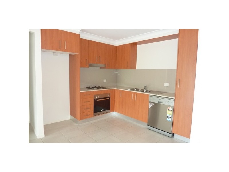 4/5 Rhodes St, Stafford QLD 4053