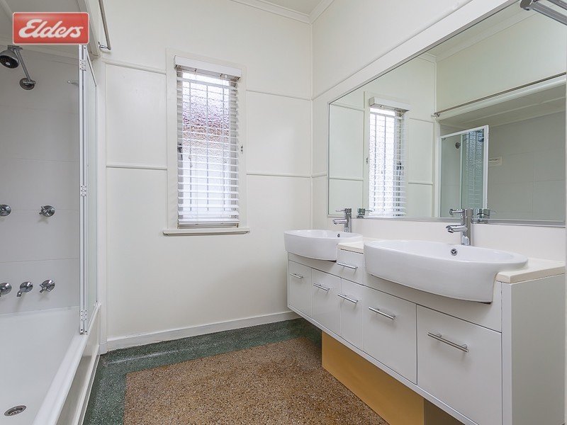 22 Pascoe St, Mitchelton QLD 4053