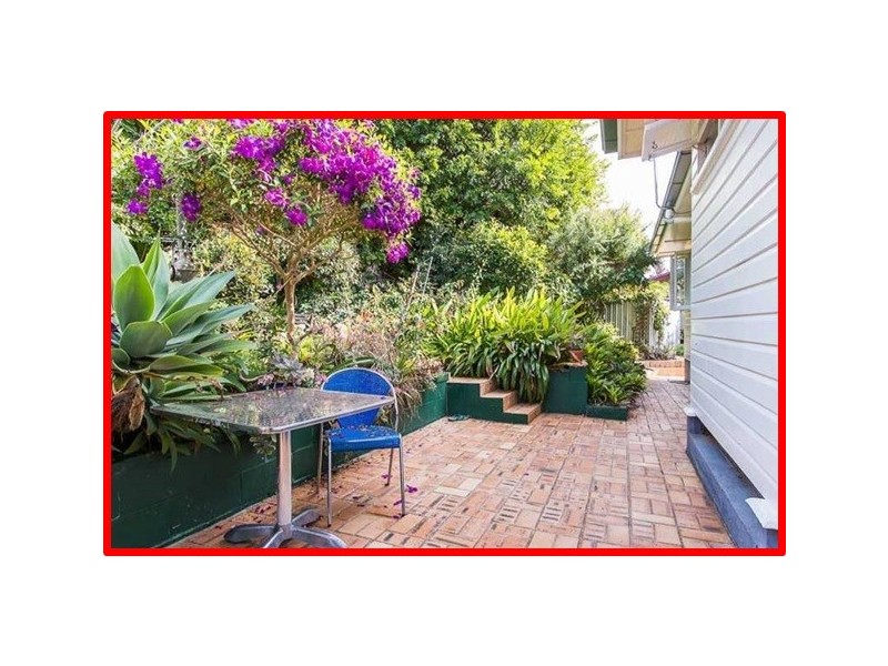 64 Wilgarning St, Stafford Heights QLD 4053