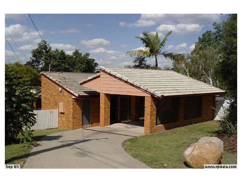 21 Owarra Avenue, Ferny Hills QLD 4055