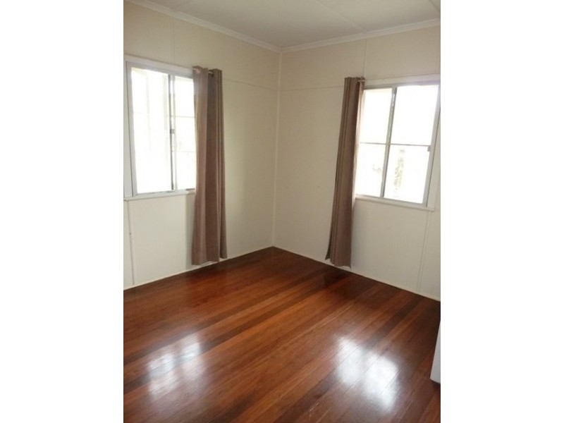 82 Madsen Street, Keperra QLD 4054