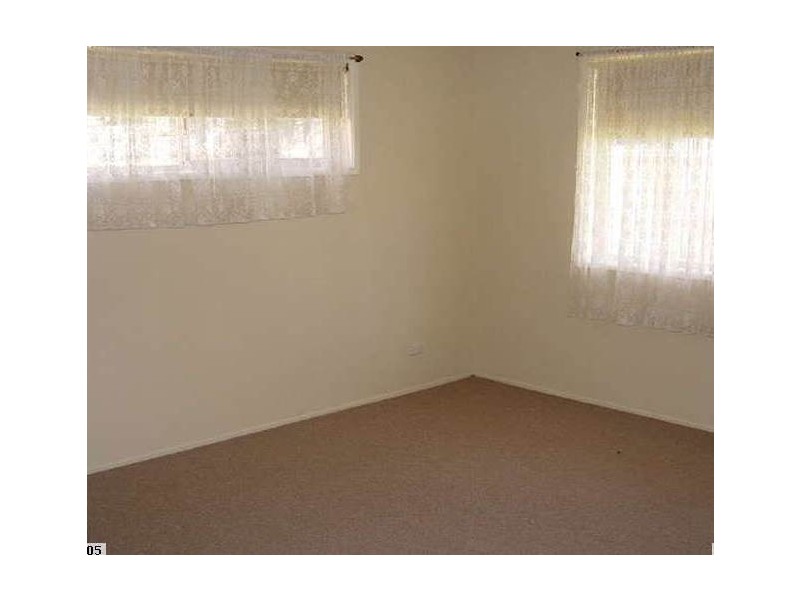 21 Owarra Avenue, Ferny Hills QLD 4055