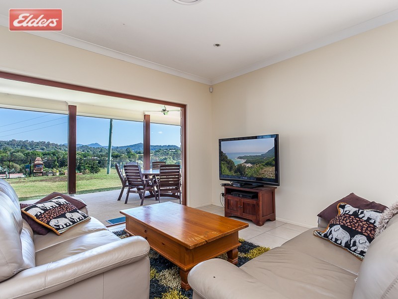 828 Bunya Road, Draper QLD 4520