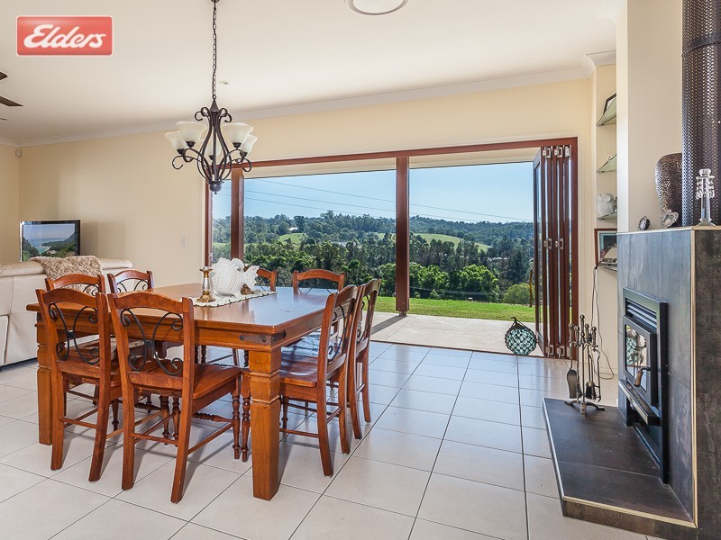 828 Bunya Road, Draper QLD 4520