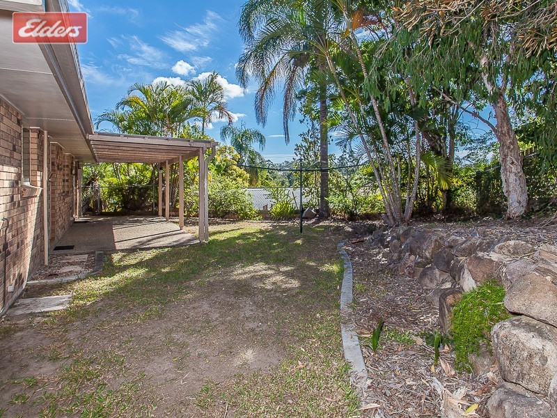 28 Tetragona Dr, Arana Hills QLD 4054
