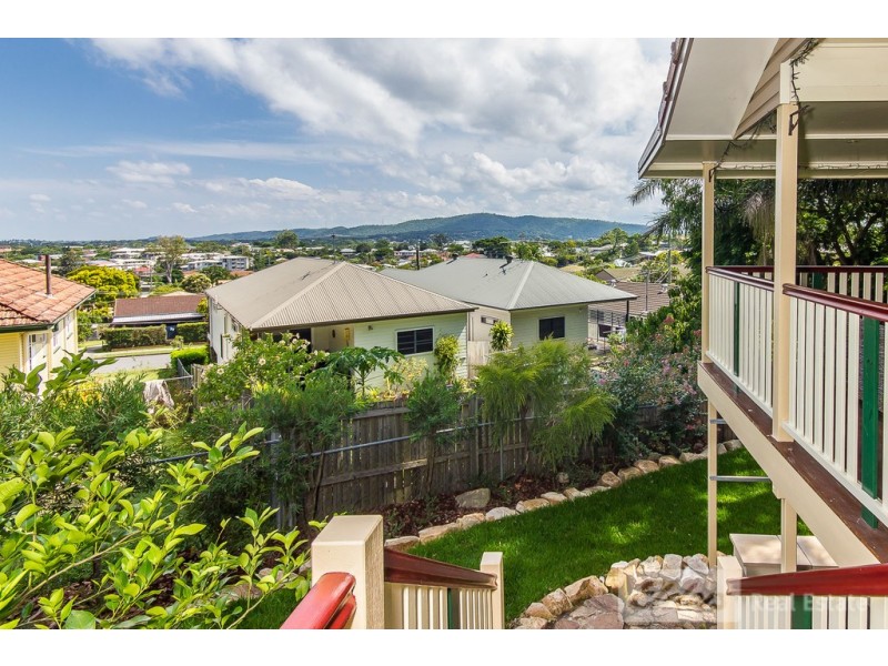 9 Eldershaw St, Everton Park QLD 4053