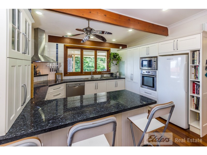 9 Eldershaw St, Everton Park QLD 4053