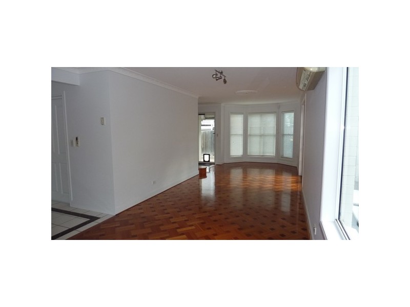 2/23 Dalziel St, Nundah QLD 4012