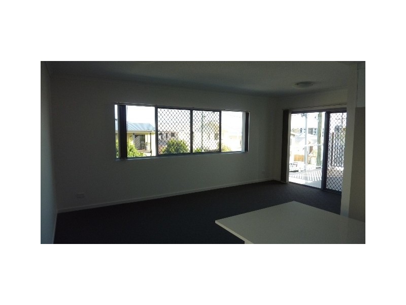 2/15 Zenith Street, Chermside QLD 4032