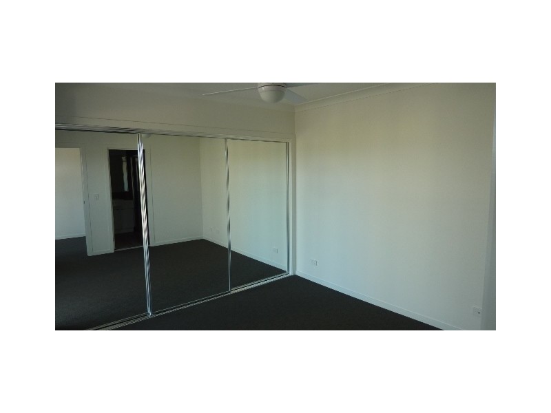 2/15 Zenith Street, Chermside QLD 4032