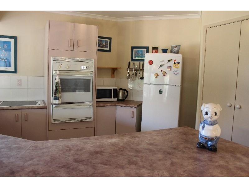 4 Diane Court, Deception Bay QLD 4508