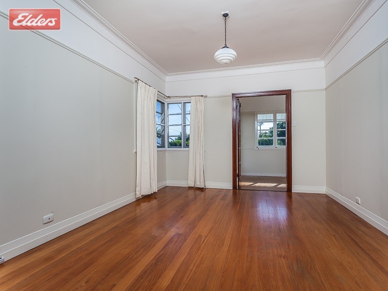 10 Cumberland Street, Windsor QLD 4030