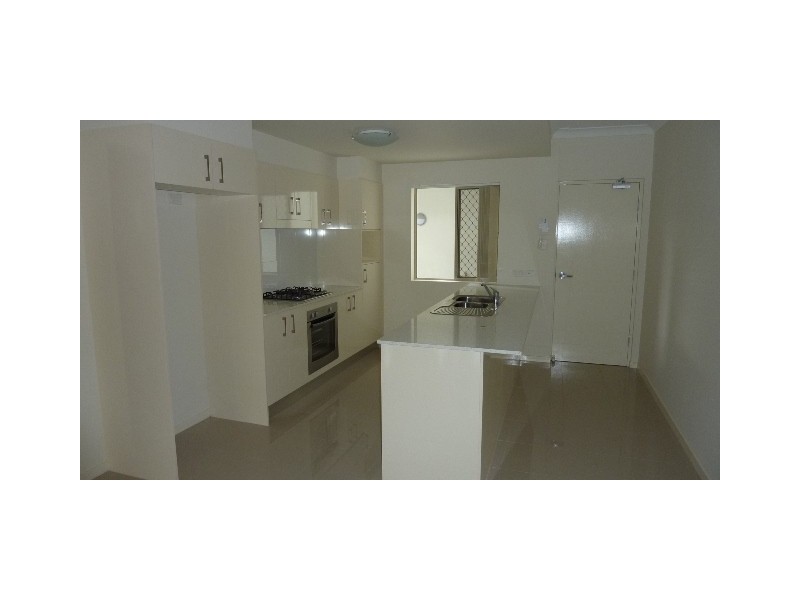 2/3 Tabbil Street, Zillmere QLD 4034