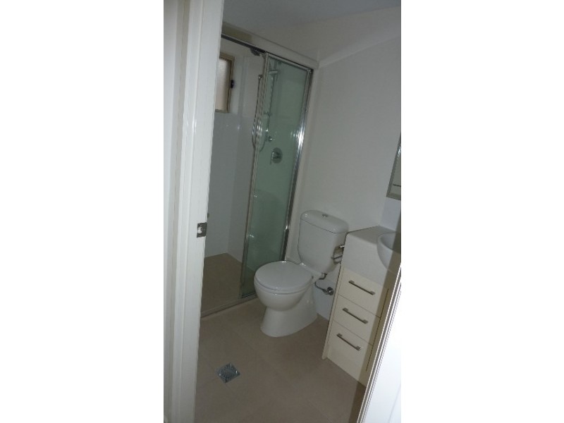 2/3 Tabbil Street, Zillmere QLD 4034