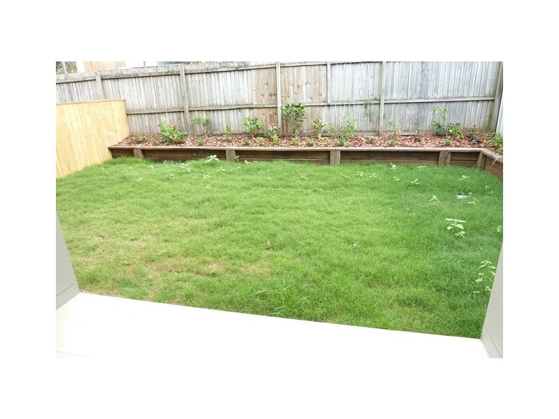 2/3 Tabbil Street, Zillmere QLD 4034