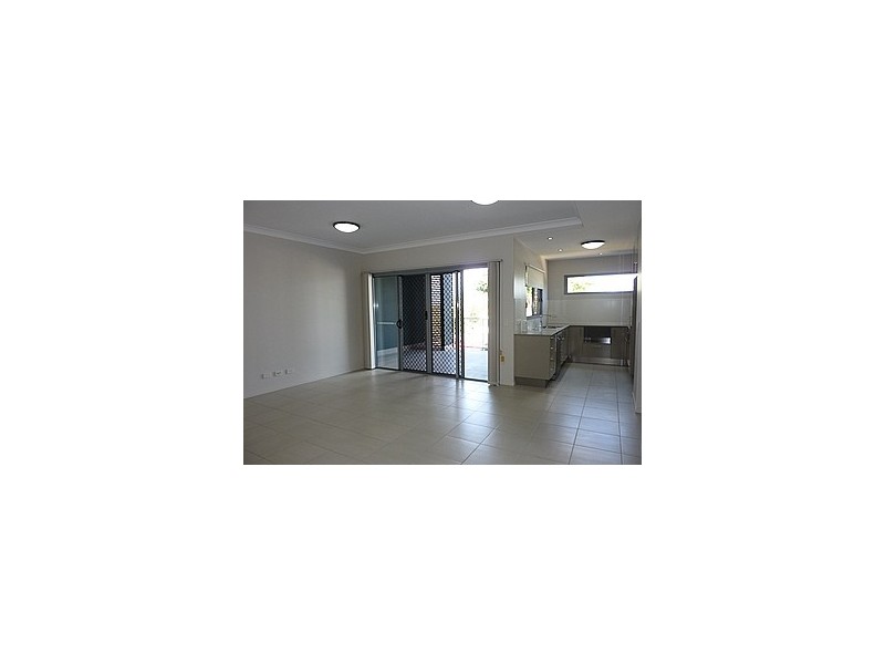2/87 Ethel Street, Chermside QLD 4032