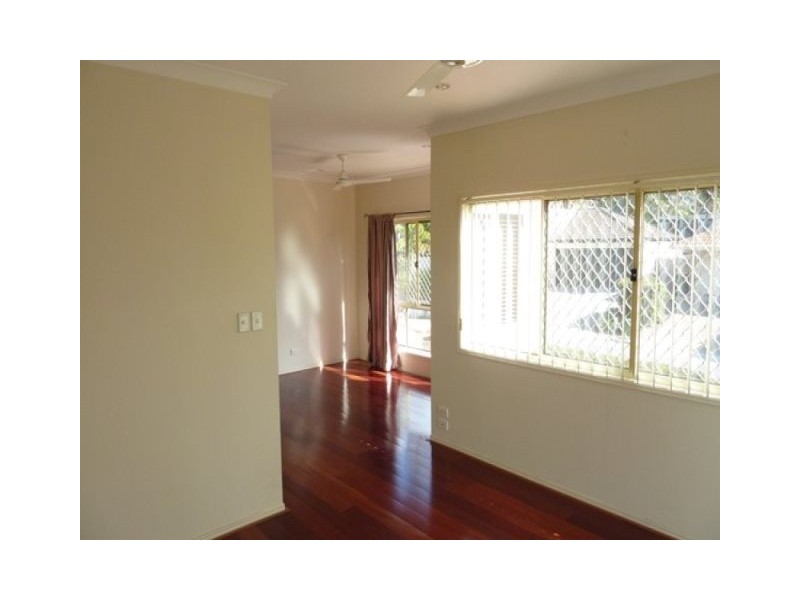 10 Lisa Street, Mcdowall QLD 4053