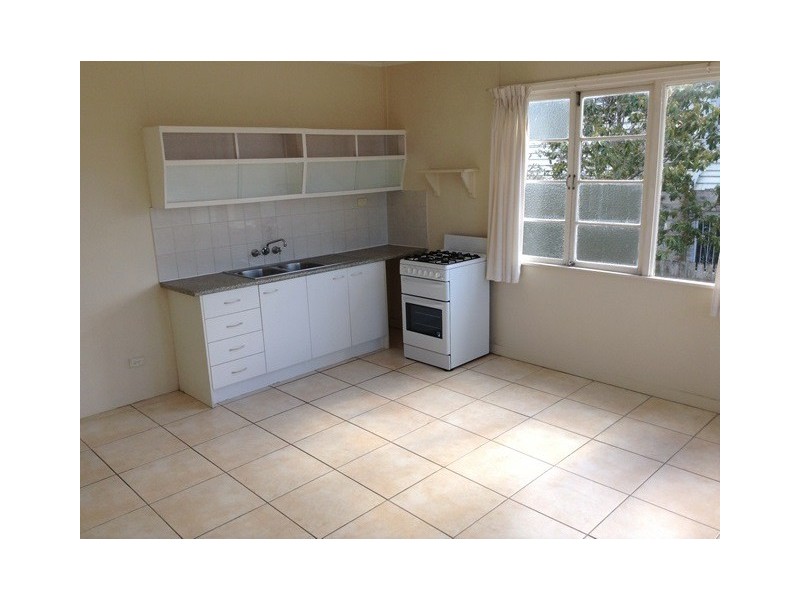 1/2 Murray Street, Red Hill QLD 4059