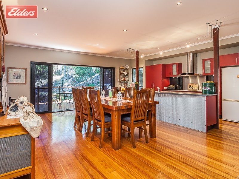 1 Alderwood Court, Ferny Hills QLD 4055