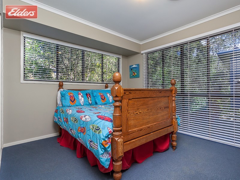 1 Alderwood Court, Ferny Hills QLD 4055