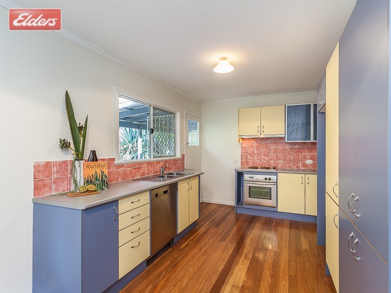 33 Landscape Street, Stafford Heights QLD 4053