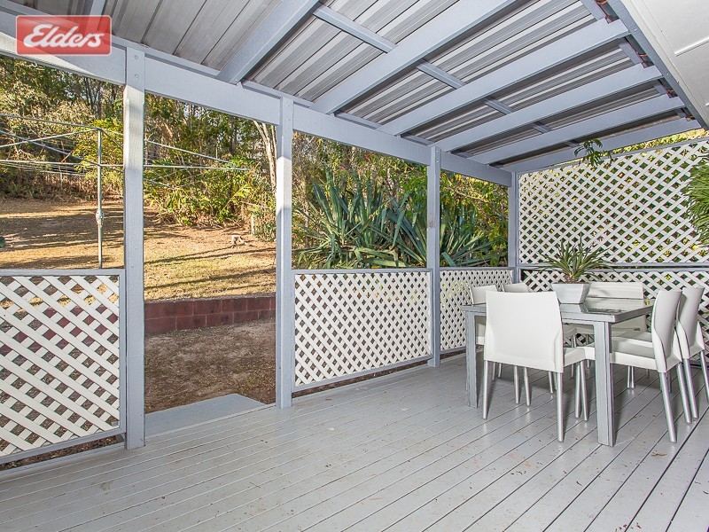 33 Landscape Street, Stafford Heights QLD 4053