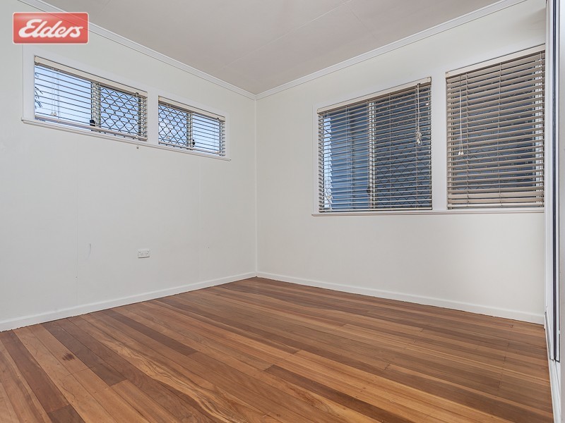 33 Landscape Street, Stafford Heights QLD 4053